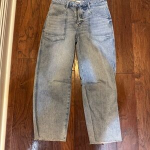 Women's Relaxed Fit Light Blue Jeans